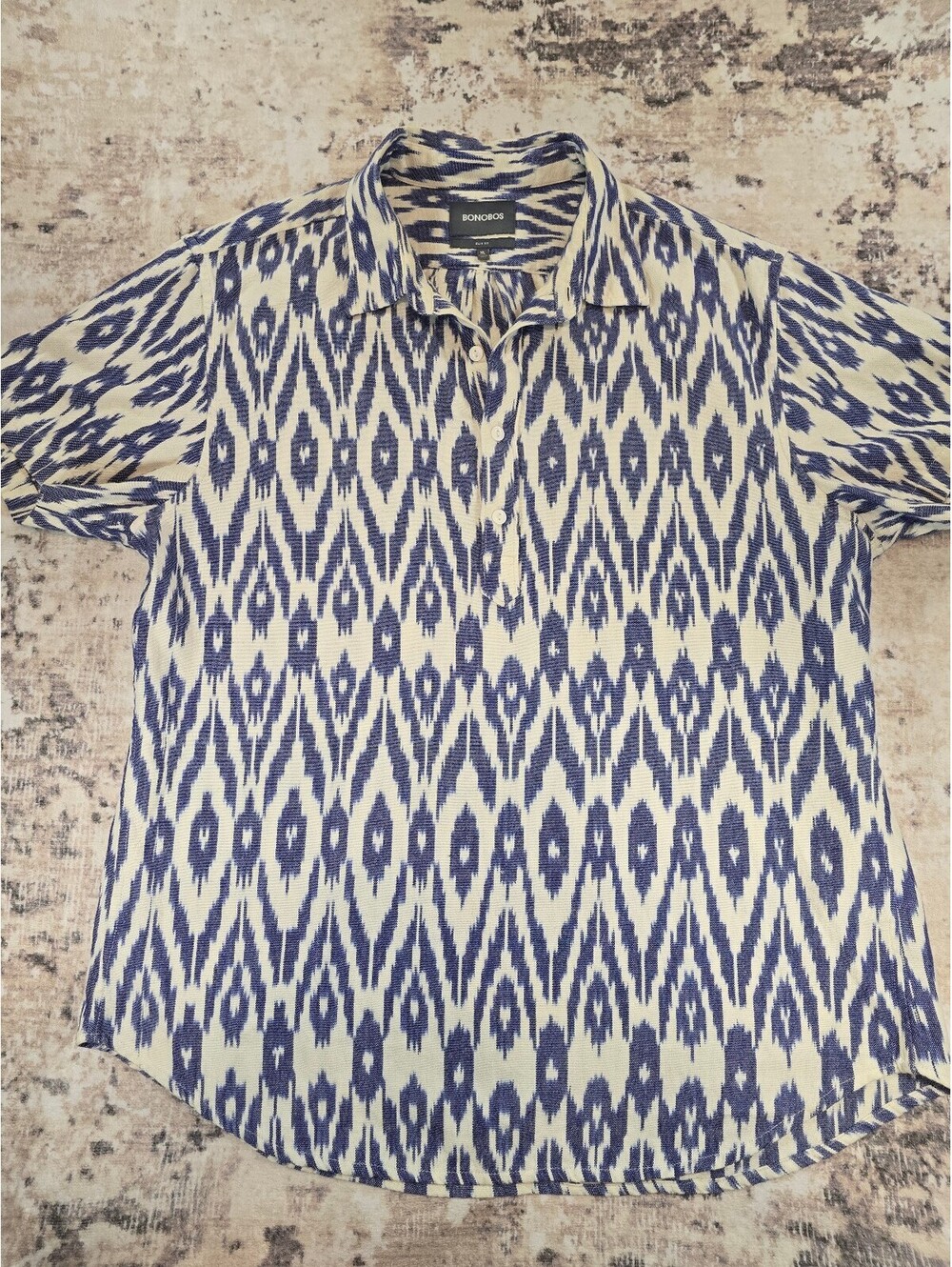 Bonobos Slim Fit XL Men's Short Sleeve Shirt Blue and White Ikat Pattern